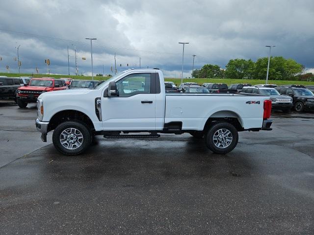 new 2025 Ford F-350 car, priced at $53,400