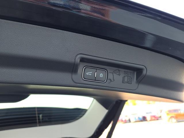 new 2025 Ford Explorer car, priced at $45,400