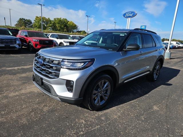 new 2025 Ford Explorer car, priced at $43,900