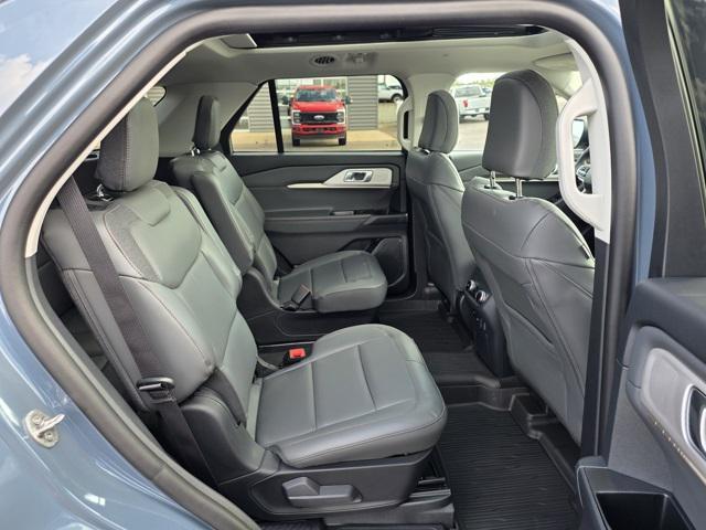new 2025 Ford Explorer car, priced at $47,816