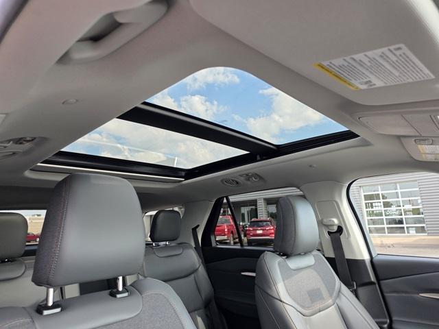 new 2025 Ford Explorer car, priced at $47,816