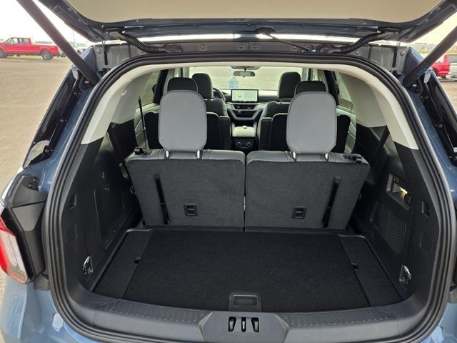new 2025 Ford Explorer car, priced at $47,816