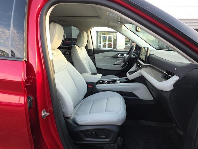 new 2025 Ford Explorer car, priced at $57,649