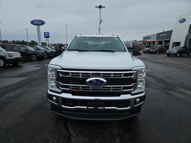 new 2025 Ford F-350 car, priced at $63,720