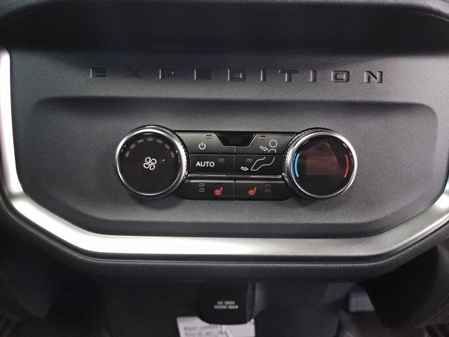 new 2025 Ford Expedition Max car, priced at $83,518