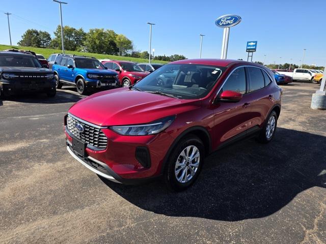 used 2023 Ford Escape car, priced at $25,900