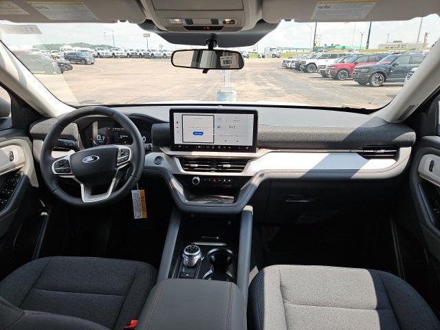new 2025 Ford Explorer car, priced at $37,887