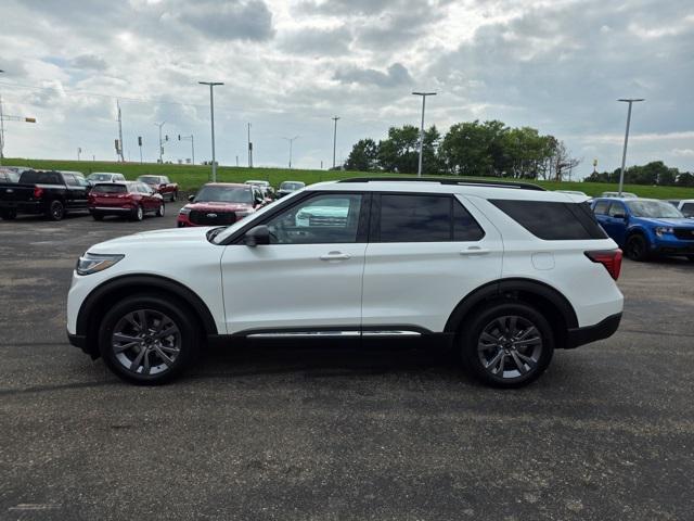 new 2025 Ford Explorer car, priced at $48,670