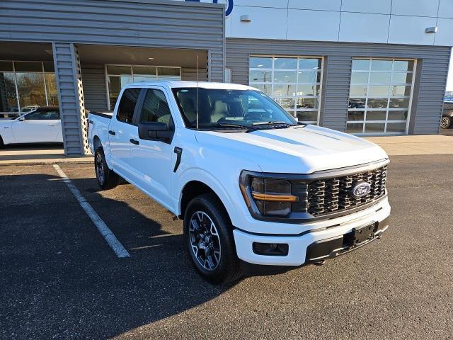 new 2024 Ford F-150 car, priced at $46,818