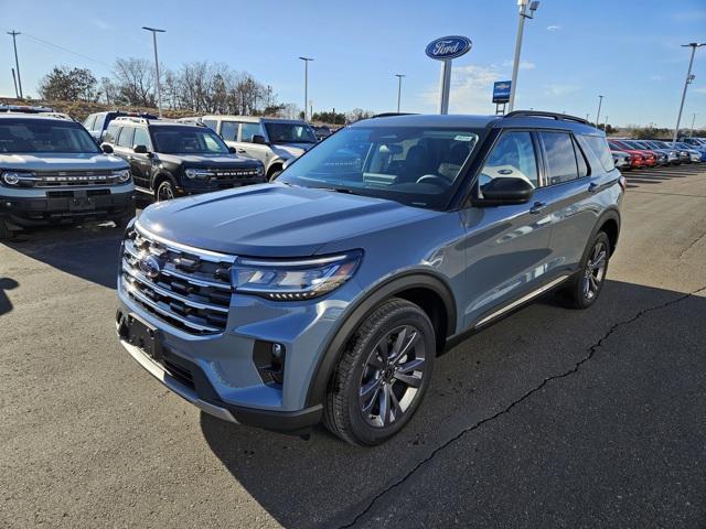 new 2025 Ford Explorer car, priced at $47,419