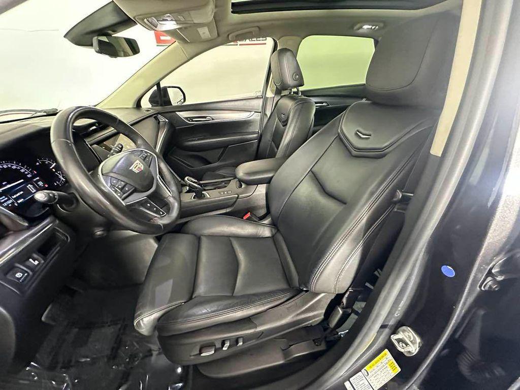 used 2017 Cadillac XT5 car, priced at $13,495