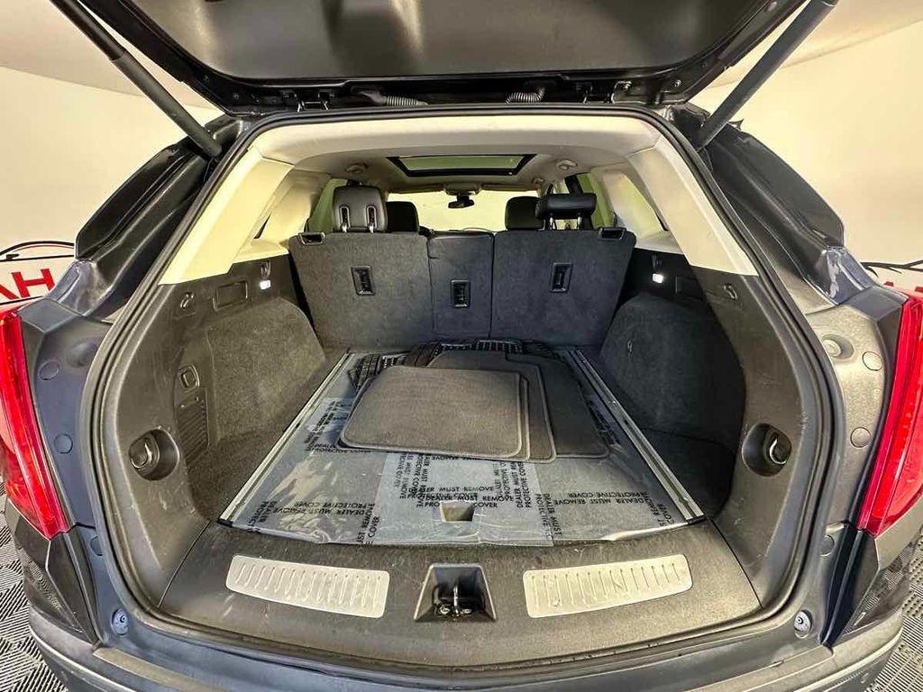 used 2017 Cadillac XT5 car, priced at $13,495