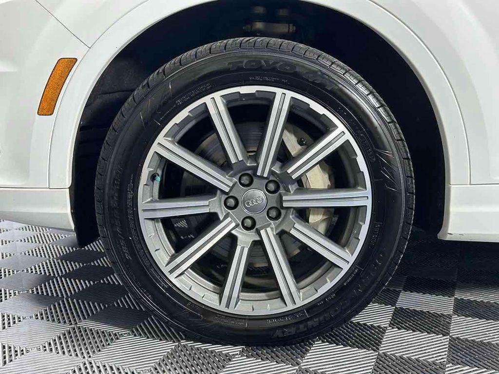 used 2018 Audi Q7 car, priced at $17,995