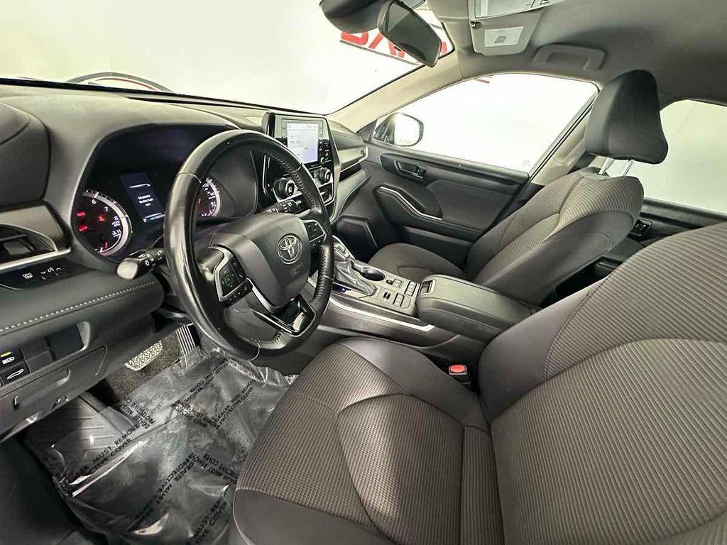 used 2021 Toyota Highlander car, priced at $24,495