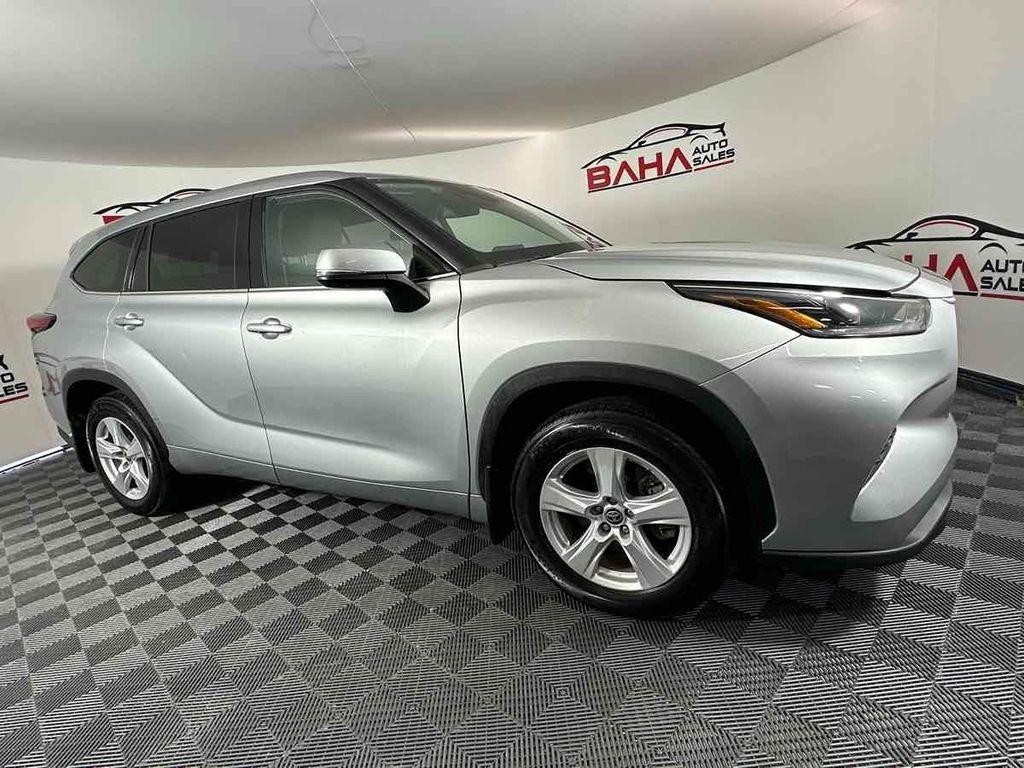 used 2021 Toyota Highlander car, priced at $24,495