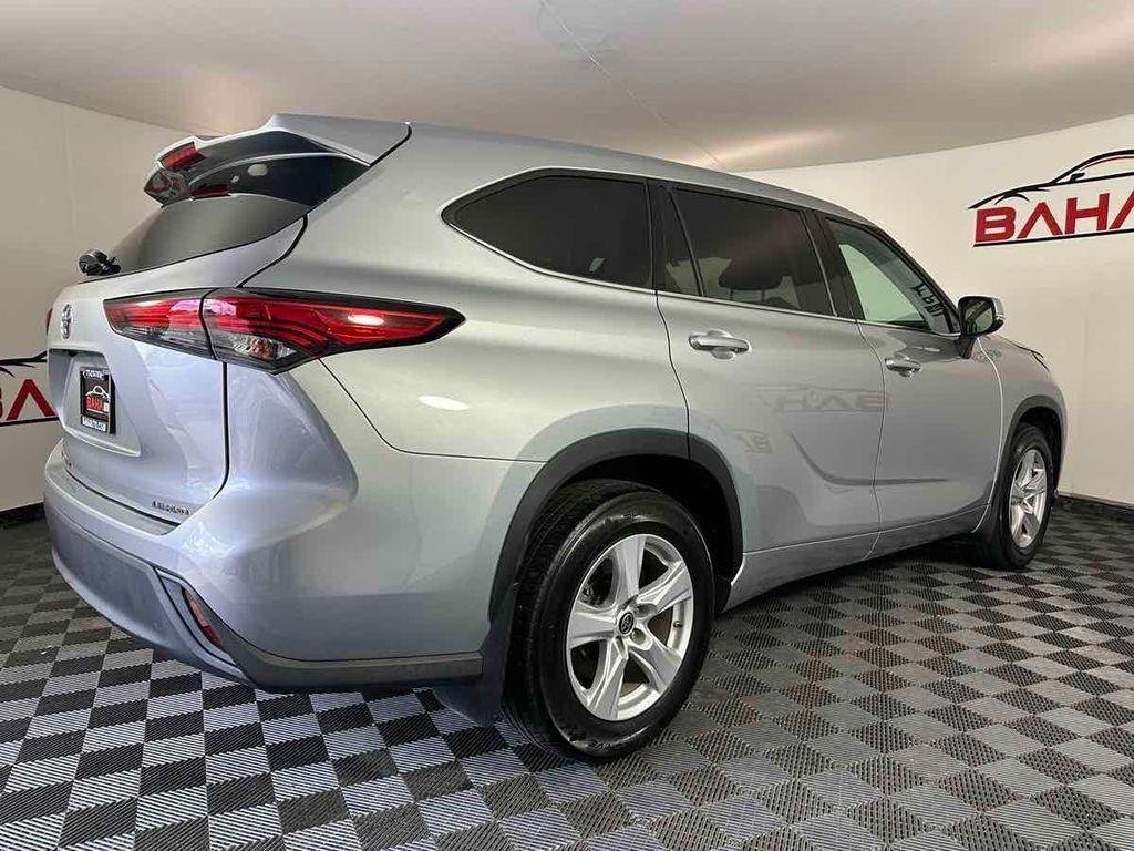 used 2021 Toyota Highlander car, priced at $24,495