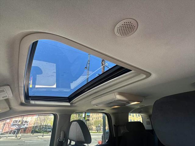 used 2007 GMC Yukon car, priced at $5,995