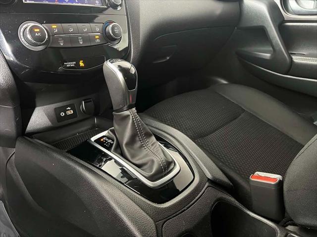 used 2021 Nissan Rogue Sport car, priced at $17,995