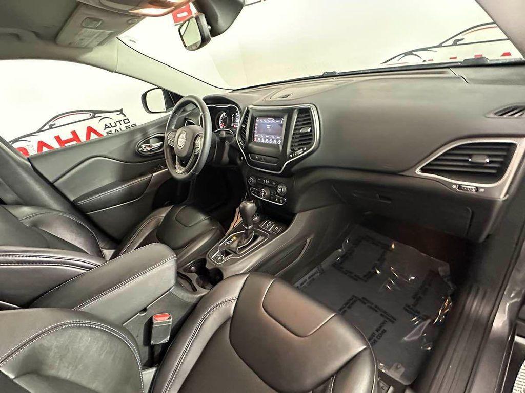 used 2019 Jeep Cherokee car, priced at $13,995