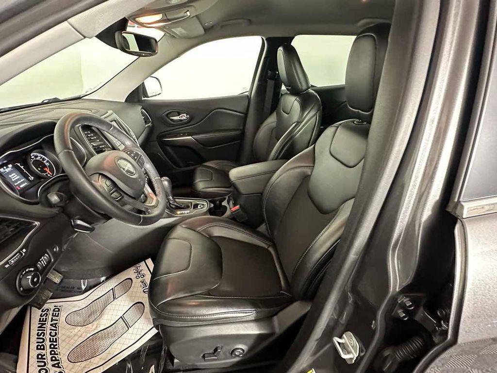 used 2019 Jeep Cherokee car, priced at $13,995