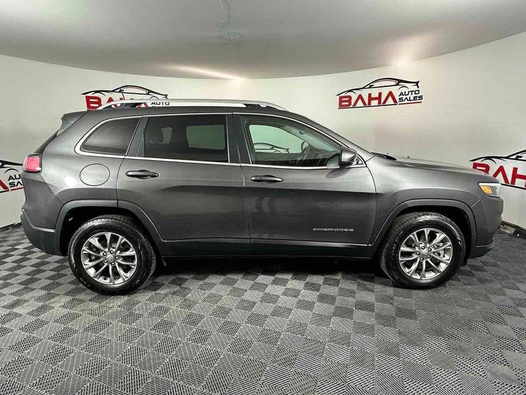 used 2019 Jeep Cherokee car, priced at $13,995
