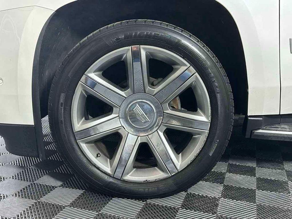 used 2017 Cadillac Escalade car, priced at $25,995