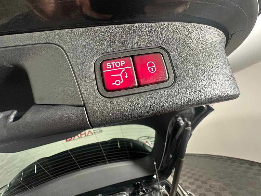 used 2021 Mercedes-Benz GLA 250 car, priced at $22,777