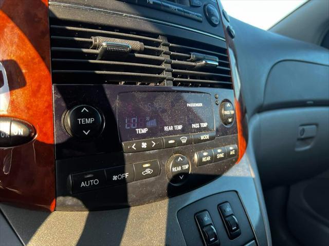 used 2004 Toyota Sienna car, priced at $5,995