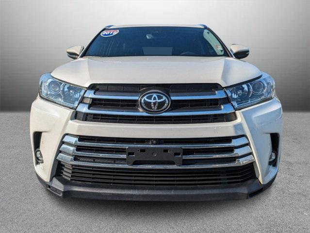 used 2019 Toyota Highlander car, priced at $30,888