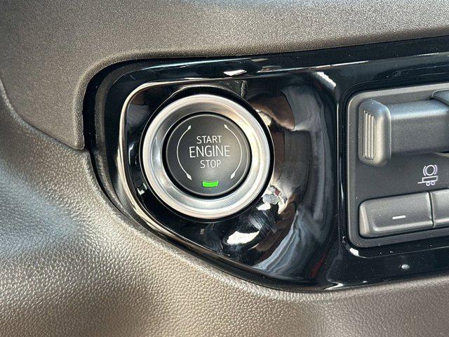 new 2025 GMC Sierra 1500 car, priced at $68,321