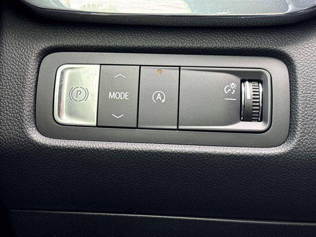 new 2025 GMC Acadia car, priced at $46,826