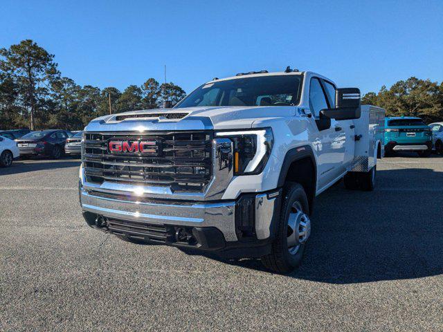 new 2025 GMC Sierra 3500 car, priced at $76,219