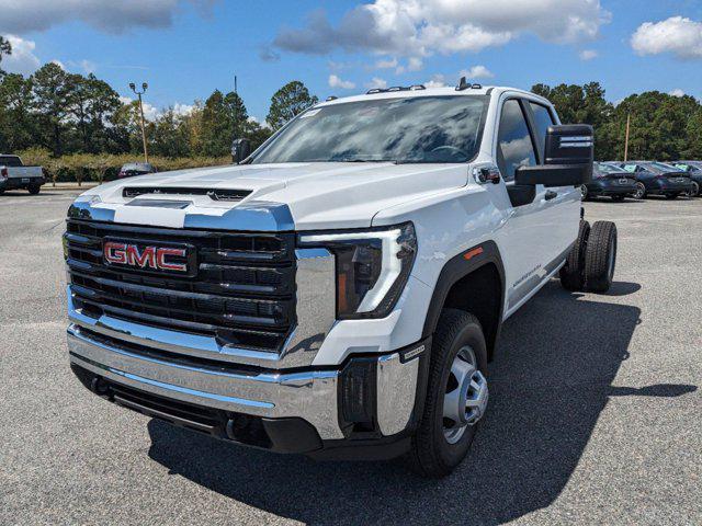 new 2025 GMC Sierra 3500 car, priced at $66,194