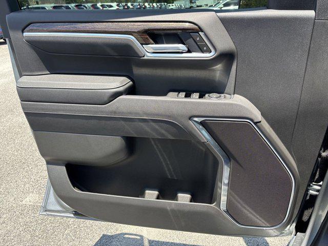 new 2025 GMC Sierra 1500 car, priced at $49,606