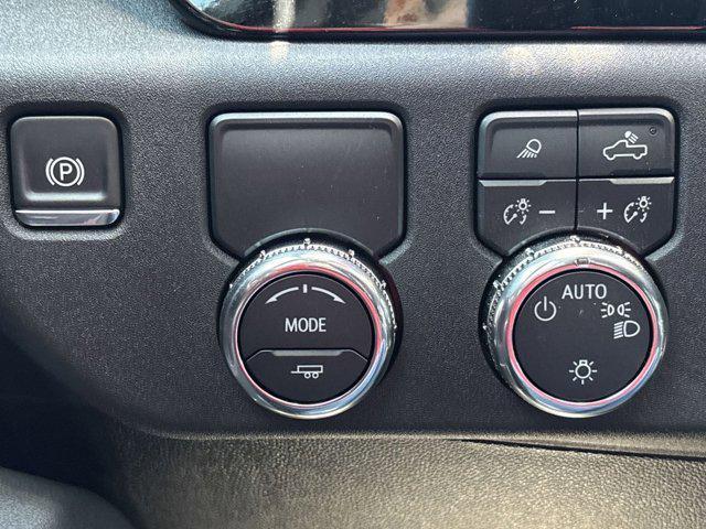 new 2025 GMC Sierra 1500 car, priced at $56,606