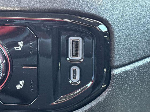 new 2025 GMC Sierra 1500 car, priced at $56,606