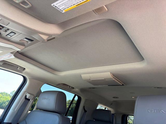 used 2018 GMC Yukon car, priced at $30,095