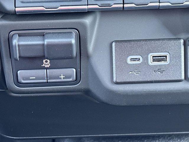 new 2025 GMC Sierra 3500 car, priced at $52,301