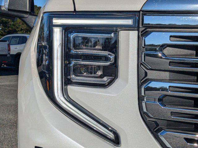 new 2025 GMC Sierra 1500 car, priced at $73,701