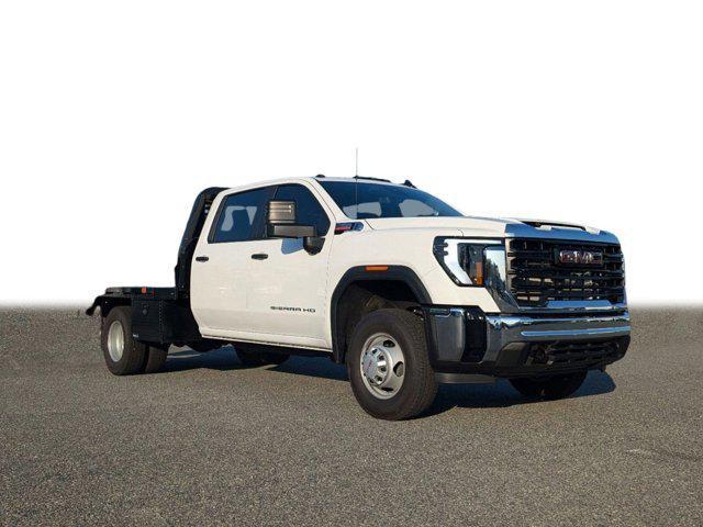 new 2025 GMC Sierra 3500 car, priced at $65,858