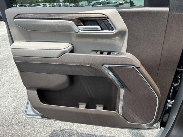 new 2025 GMC Sierra 1500 car, priced at $61,071