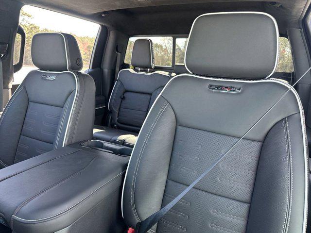 new 2025 GMC Sierra 1500 car, priced at $77,661