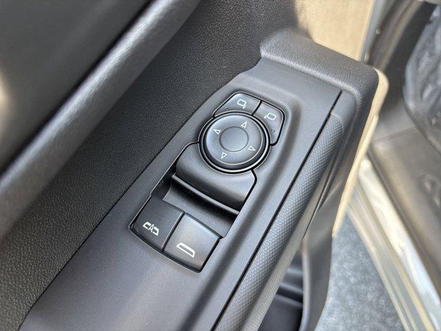 new 2025 GMC Sierra 1500 car, priced at $34,631