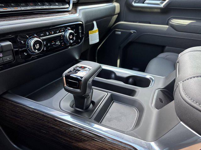 new 2025 GMC Sierra 1500 car, priced at $58,676
