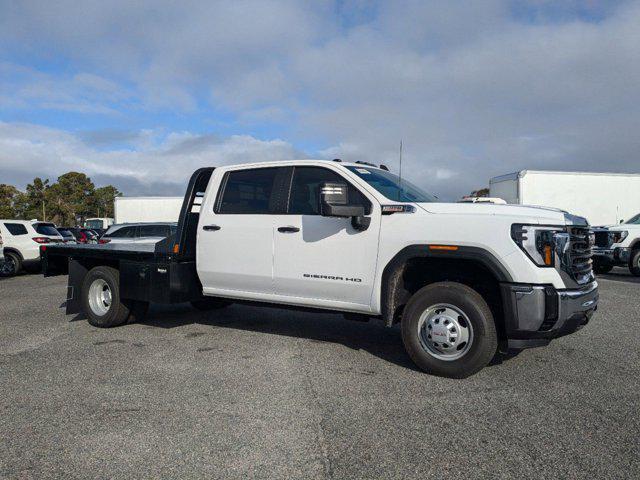 new 2025 GMC Sierra 3500 car, priced at $66,194