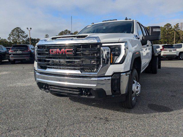 new 2025 GMC Sierra 3500 car, priced at $66,194