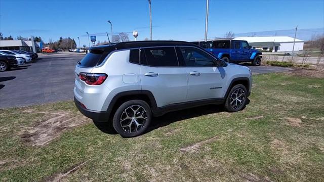 new 2024 Jeep Compass car, priced at $39,210