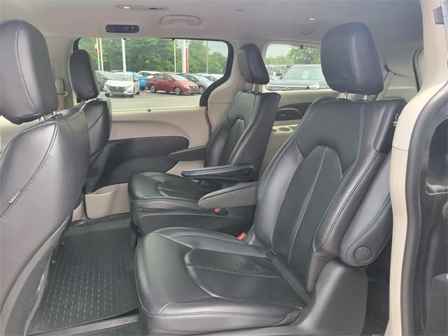 used 2021 Chrysler Pacifica Hybrid car, priced at $20,826