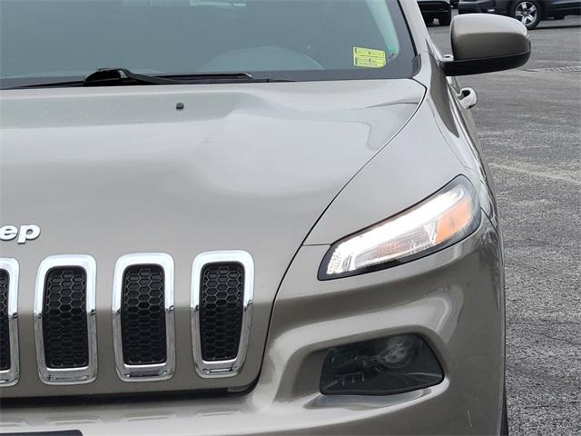 used 2017 Jeep Cherokee car, priced at $14,245