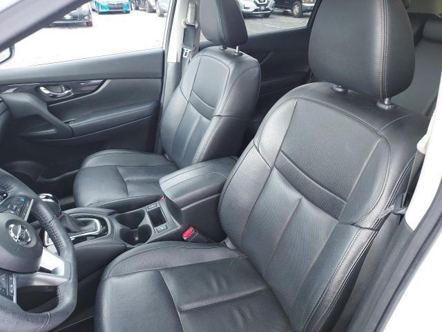 used 2020 Nissan Rogue car, priced at $18,955